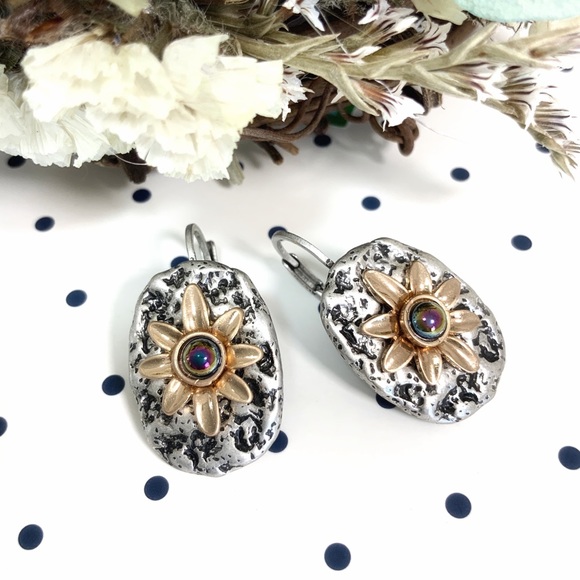 winter's bloom Jewelry - Fall Hematite Sunflower Hinge Clip Dangle Earrings